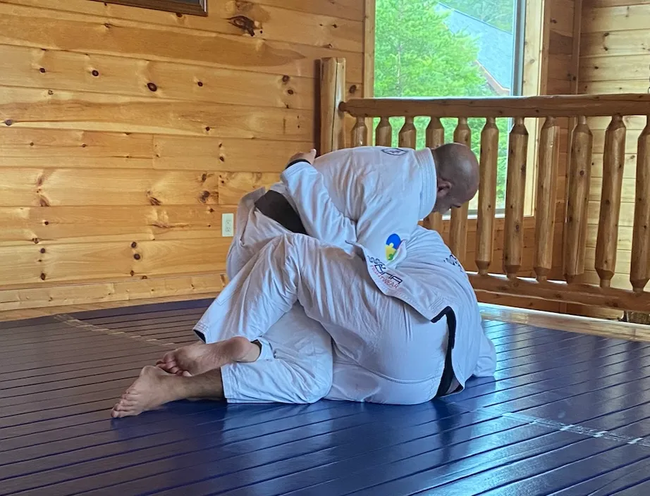 Steve Frassetti demonstrating a grappling control position